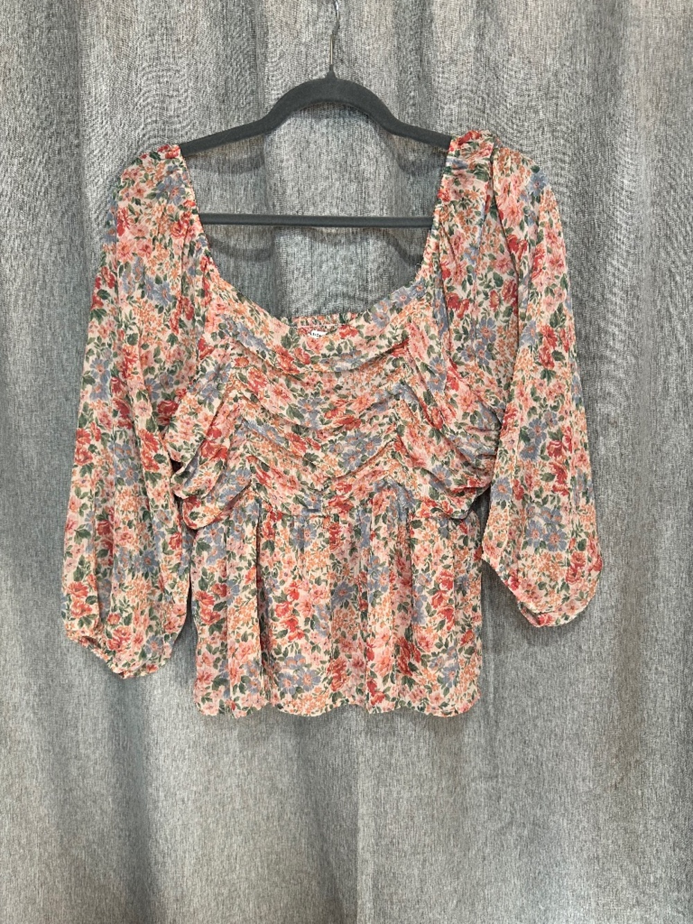 American Eagle Pink Floral Chiffon Ruched Babydoll Peasant Blouse Top Large